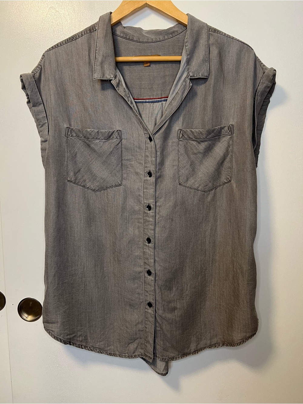 JACHS Girlfriend Washed Gray Button-Front Short Sleeve Shirt